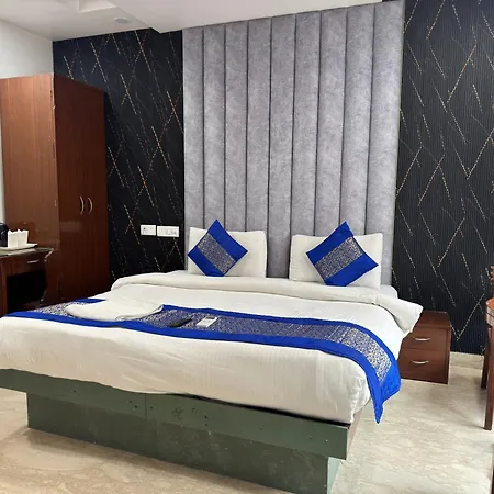 Hotel The Daanish Residency - Karol Bagh-3